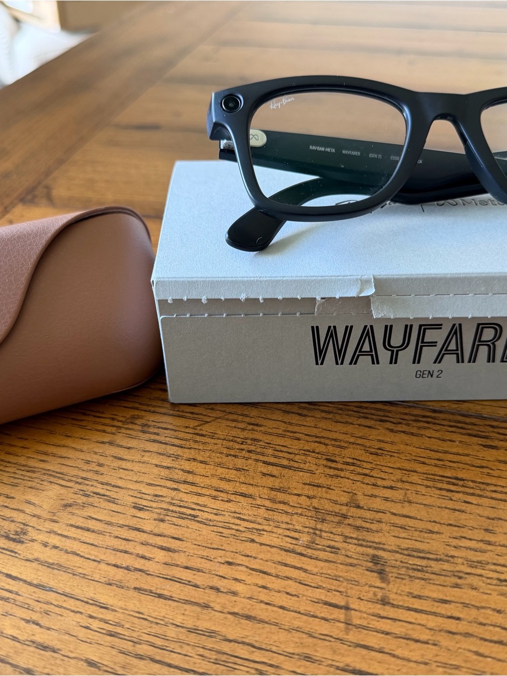 Sunglasses - Picture 4 of 9